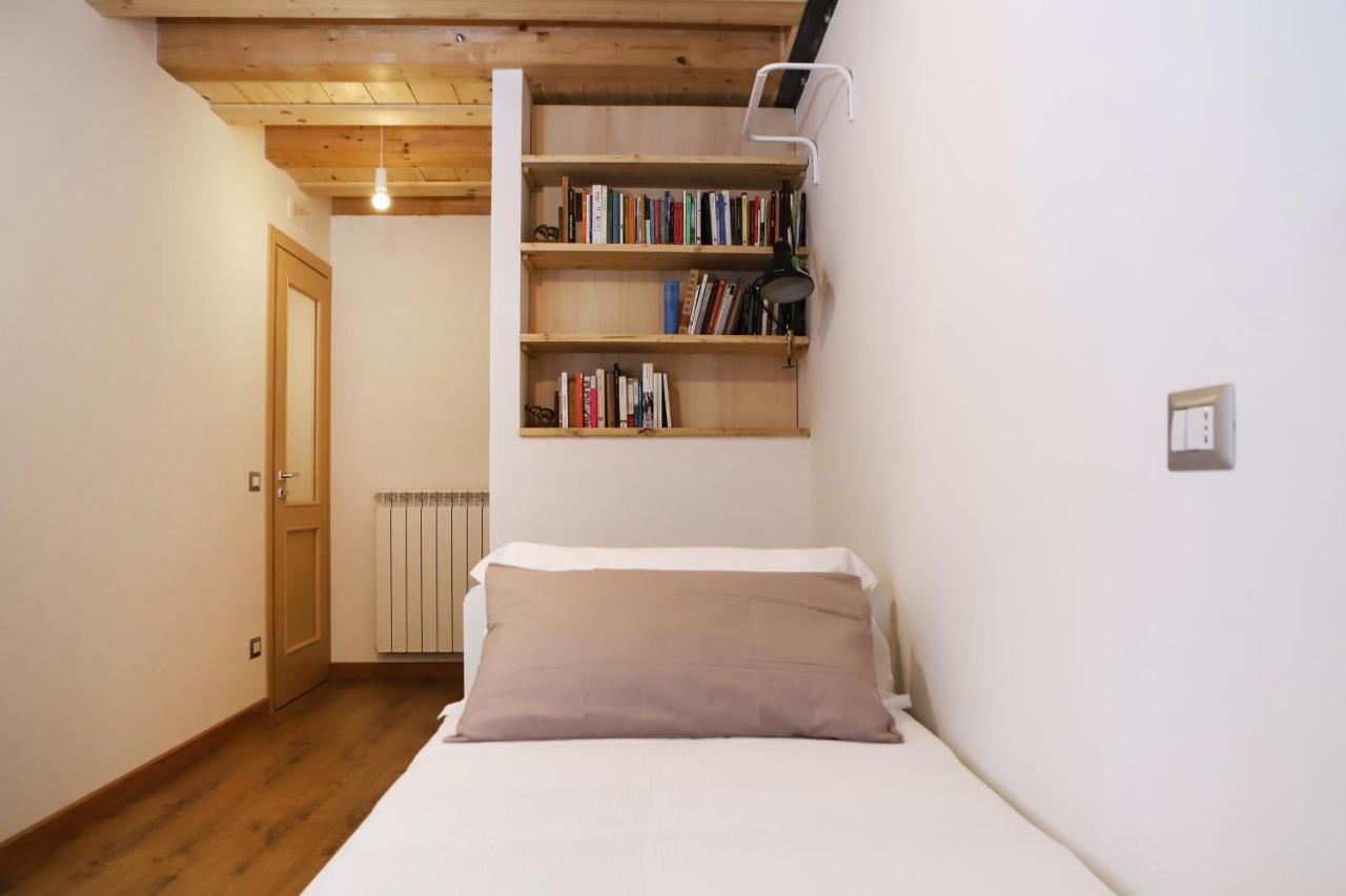 Tribunali Family Apartment By Wonderful Italy Napoli Bagian luar foto
