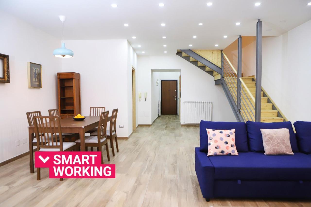 Tribunali Family Apartment By Wonderful Italy Napoli Bagian luar foto